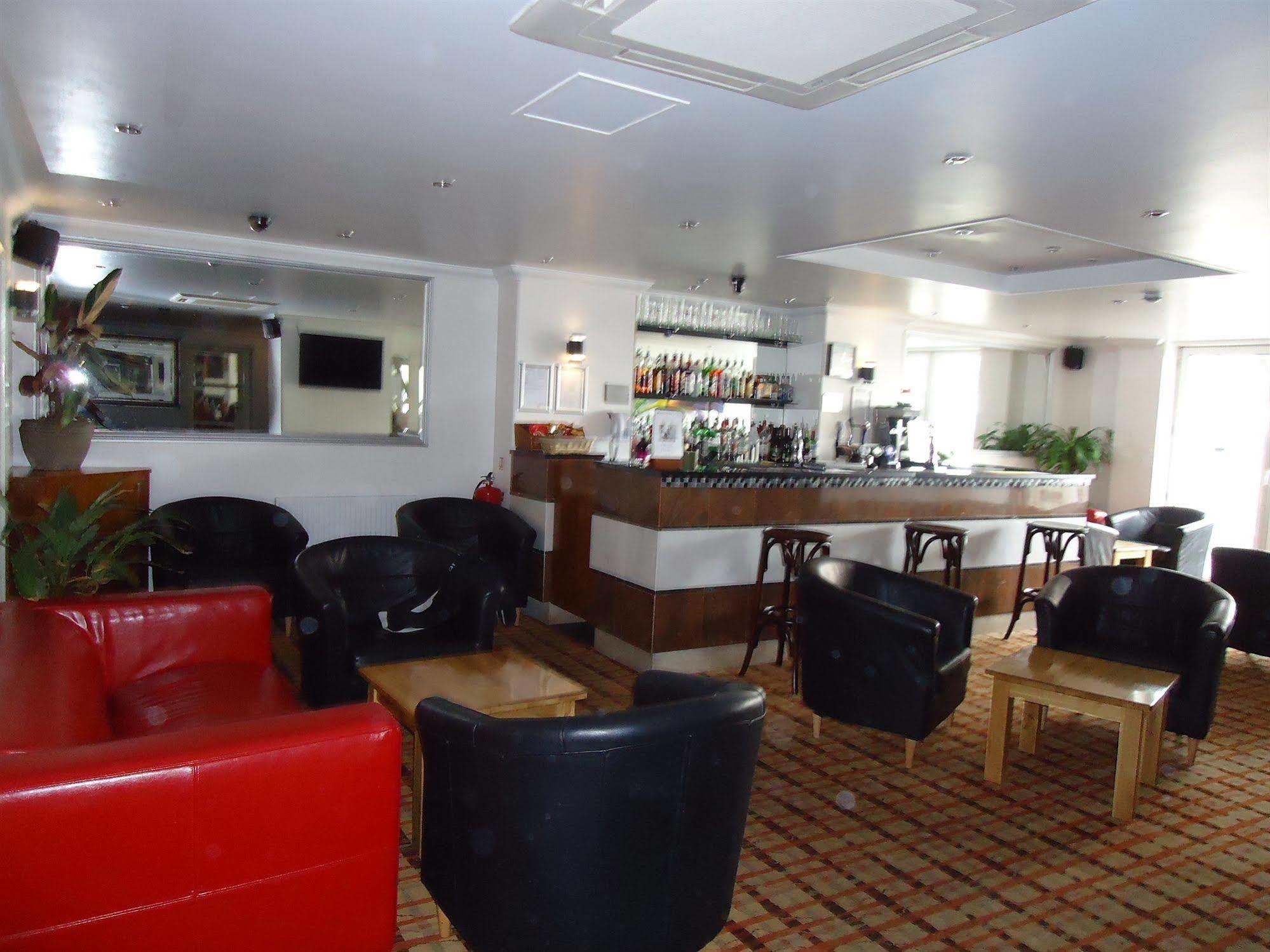 Oyo Kingsley Hotel Bornemouth Extérieur photo